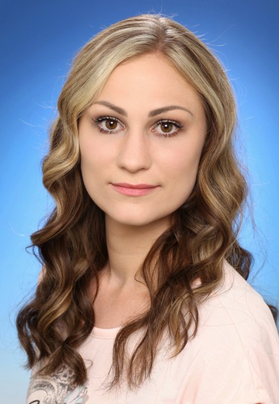 Nicole Finkenzeller. Nicole Finkenzeller.