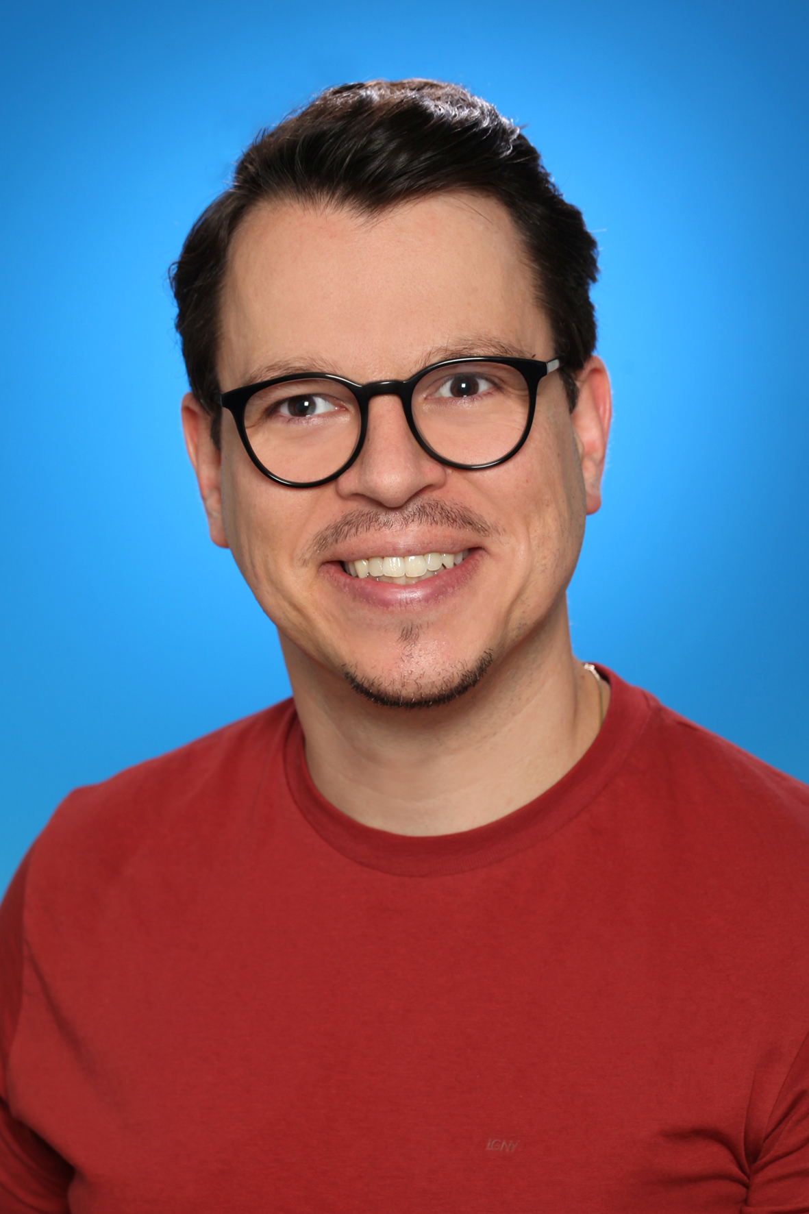 Dr. Marius Badermann. Dr. Marius Badermann.