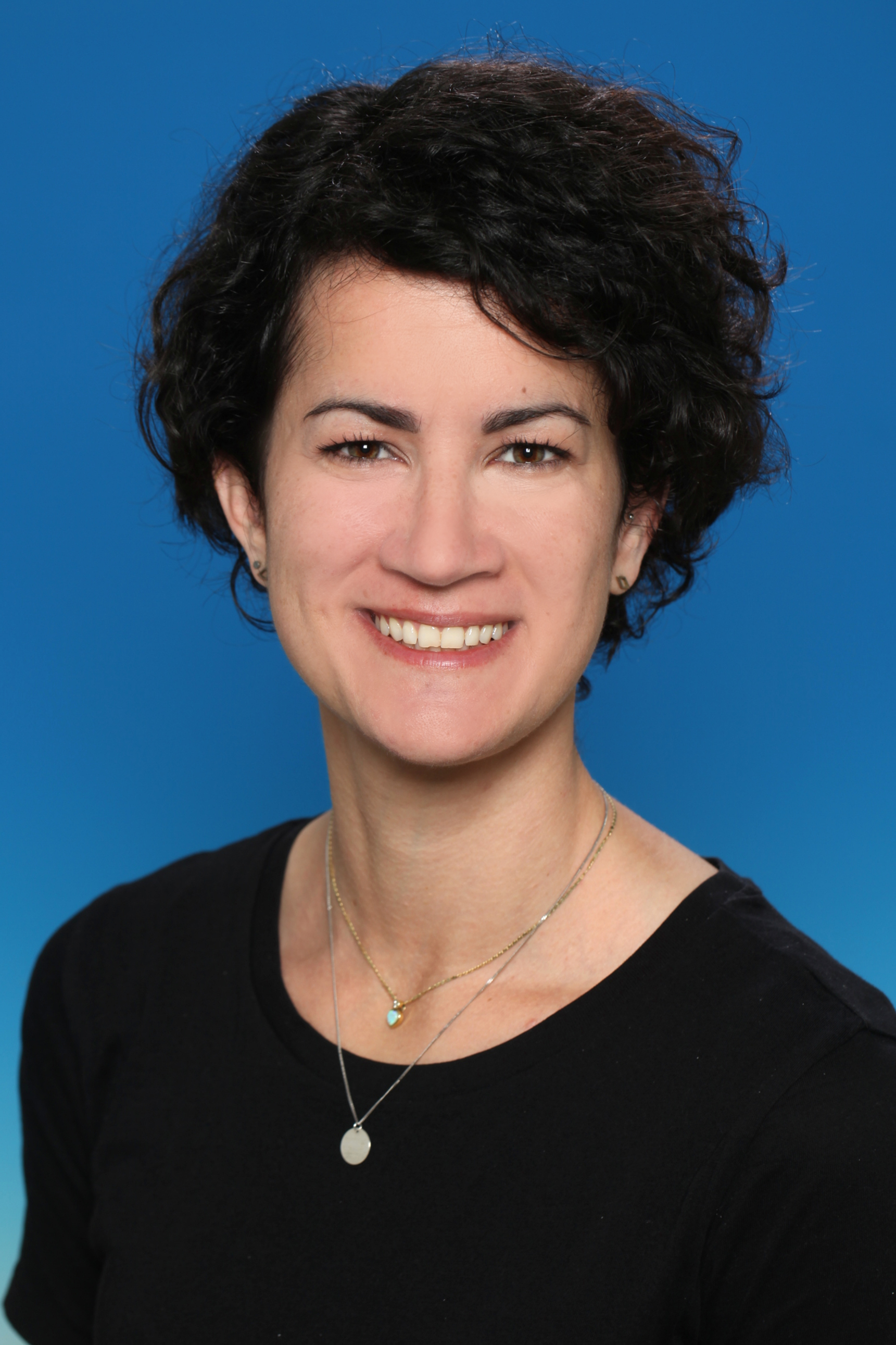 Dr. Veronika Arzberger. Dr. Veronika Arzberger.
