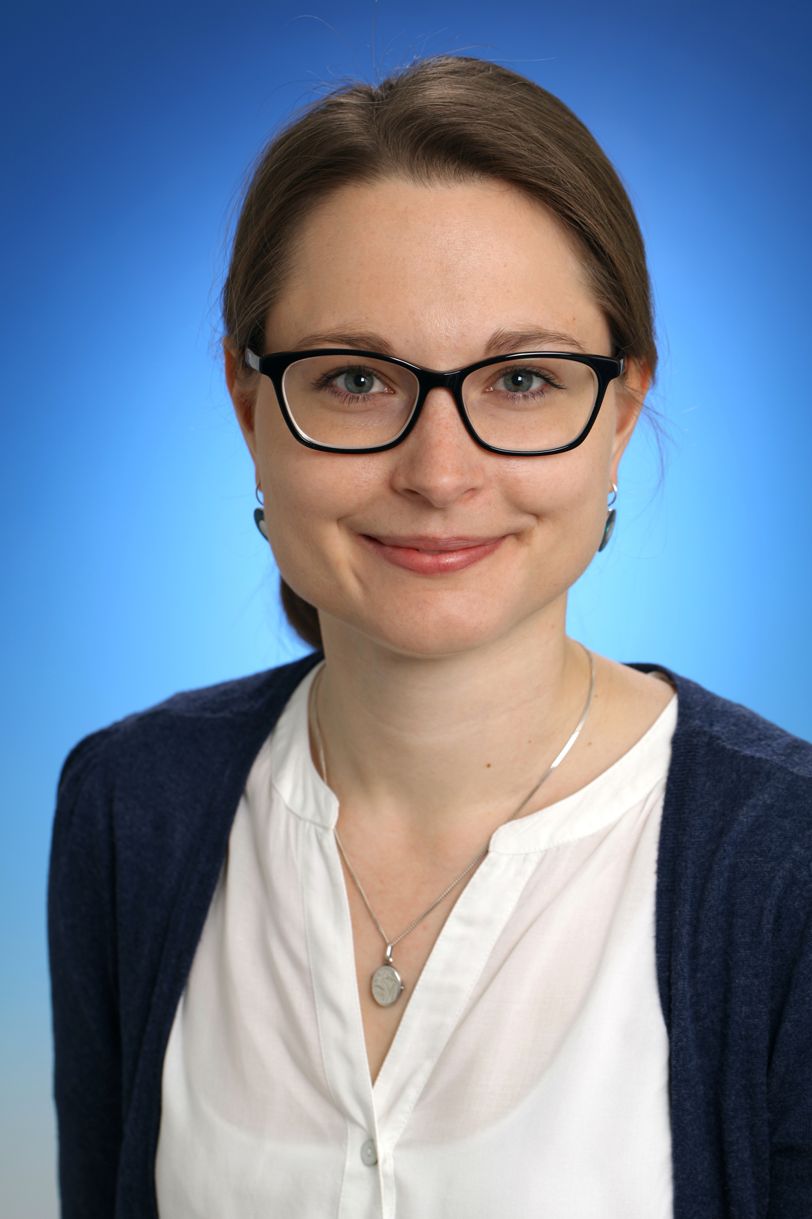 Dr. Maria Gebhardt. Dr. Maria Gebhardt.
